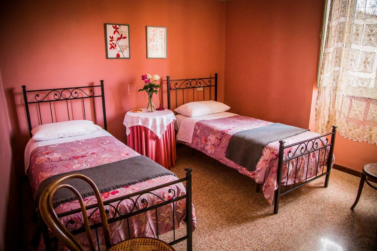 B&B I Due Gelsi Monte Libretti Экстерьер фото